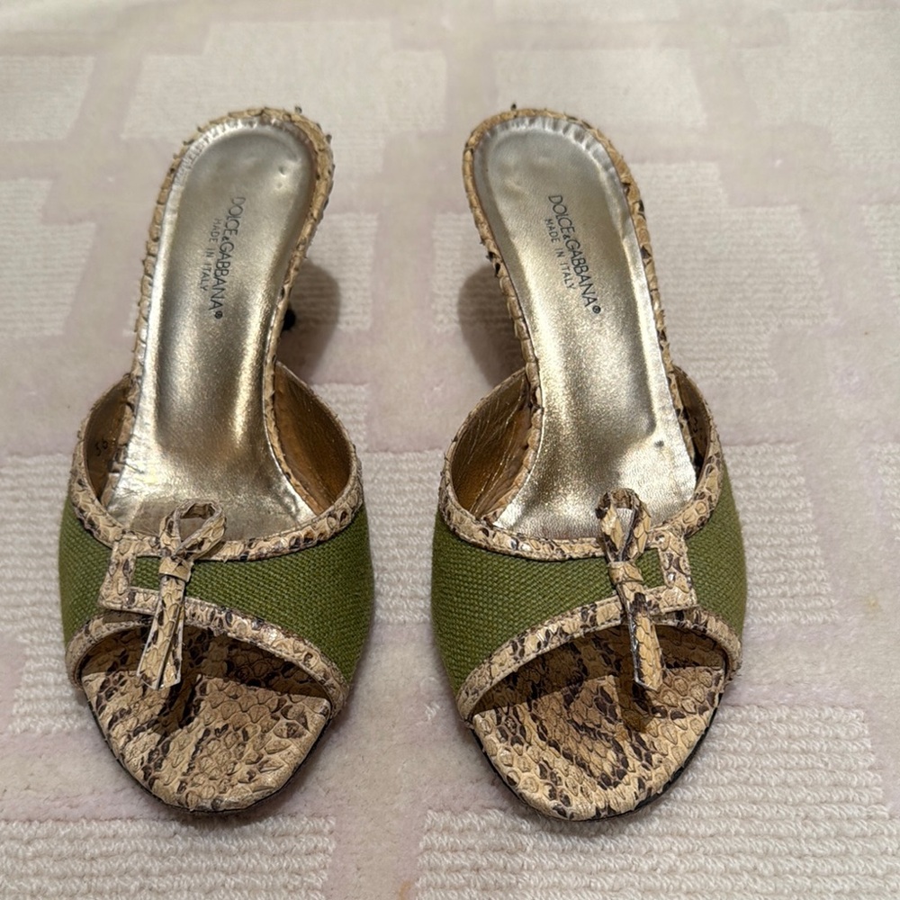 Dolce & Gabbana Green and Gold Heels with Suede Finish